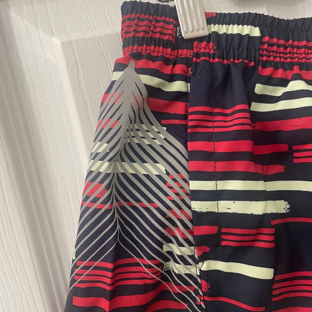 Oiselle Mac Roga Running Shorts Womens 8 Red Navy Blue Print Zipper Pocket - Picture 3 of 8